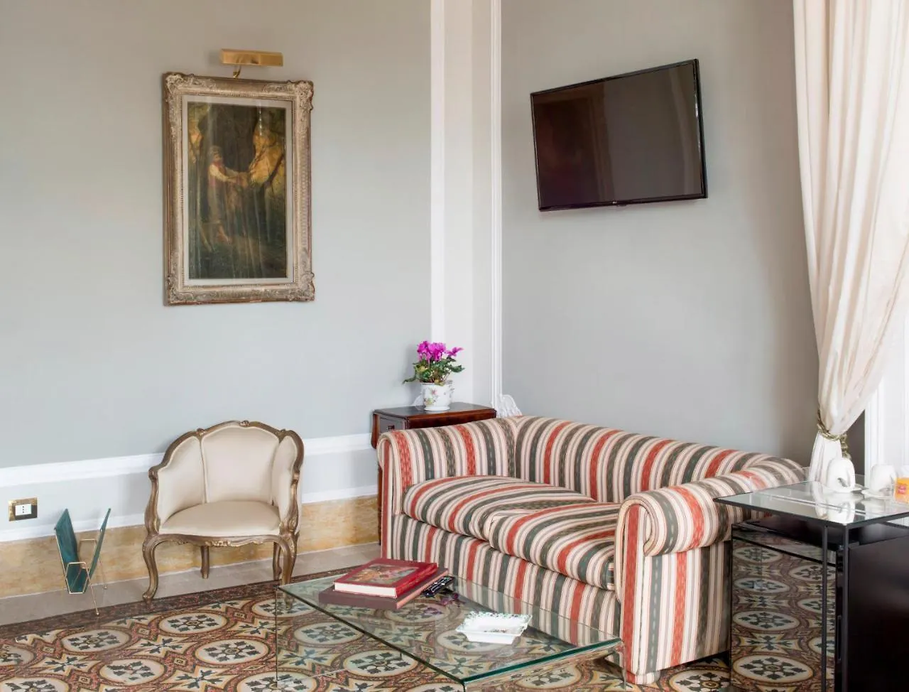Vittoria - House Of Charme Bed & Breakfast Messina