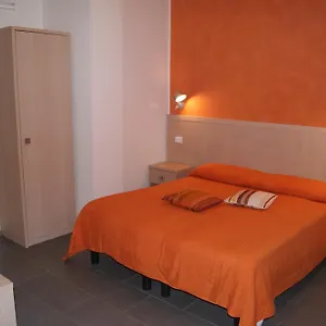 https://hotel-la-zorza.hotelitalianriviera.com