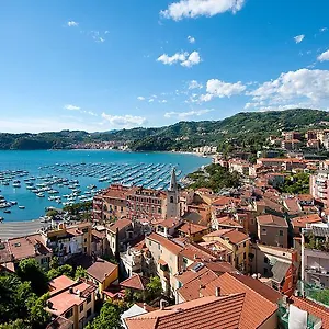 https://hotel-doria-cavi-di-lavagna.hotelitalianriviera.com