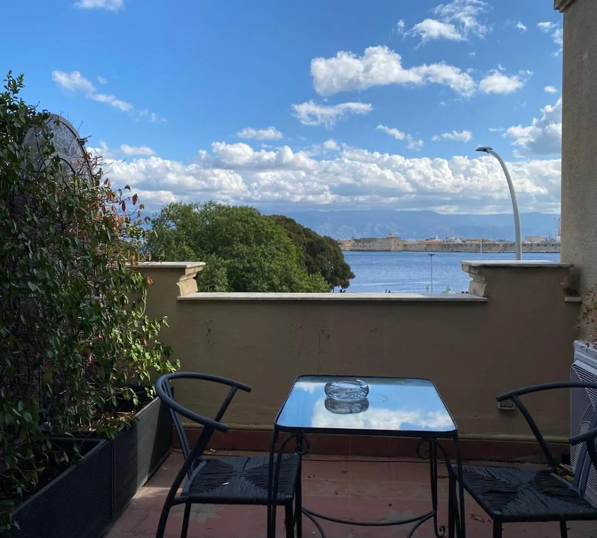 Bed and Breakfast Vittoria - House Of Charme Messina Bed & Breakfast