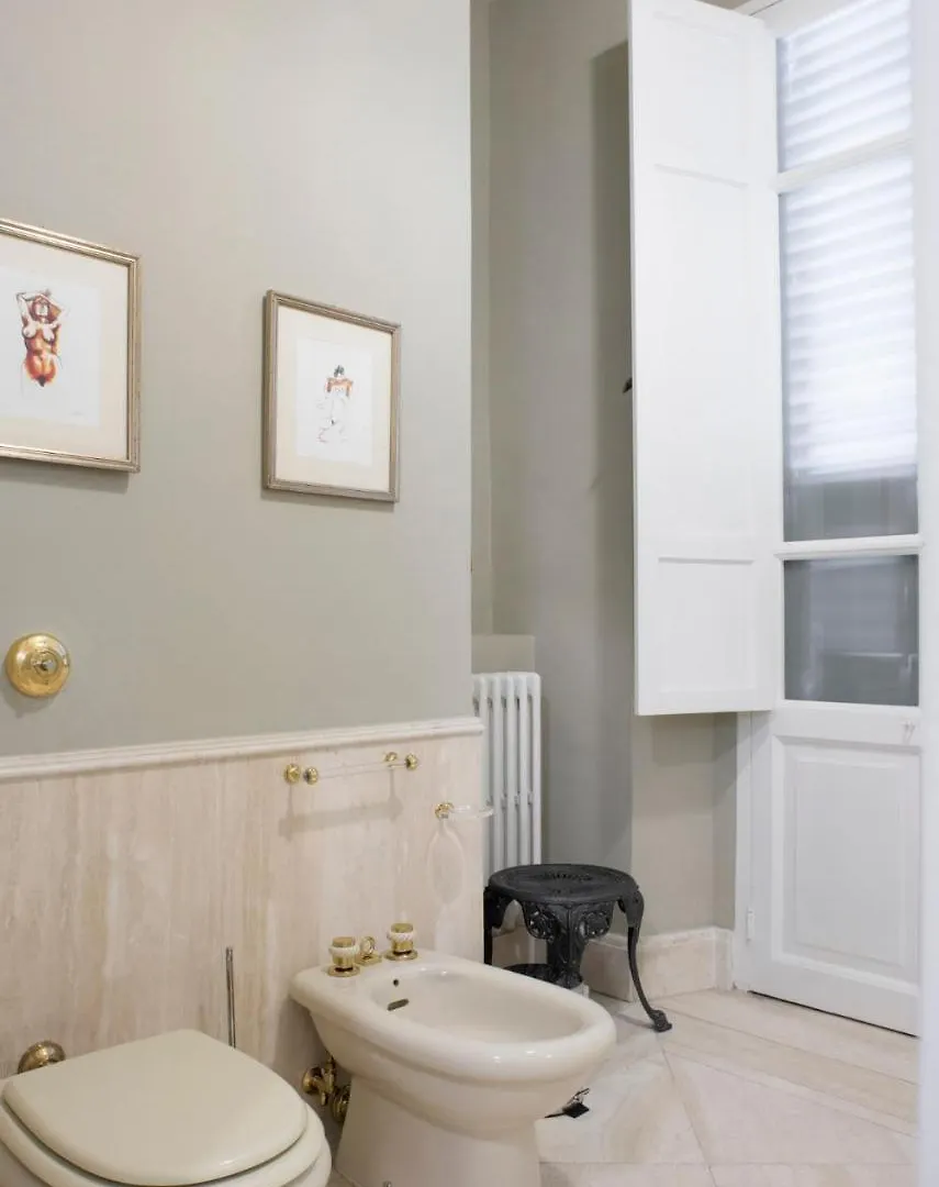 Bed and Breakfast Vittoria - House Of Charme Messina